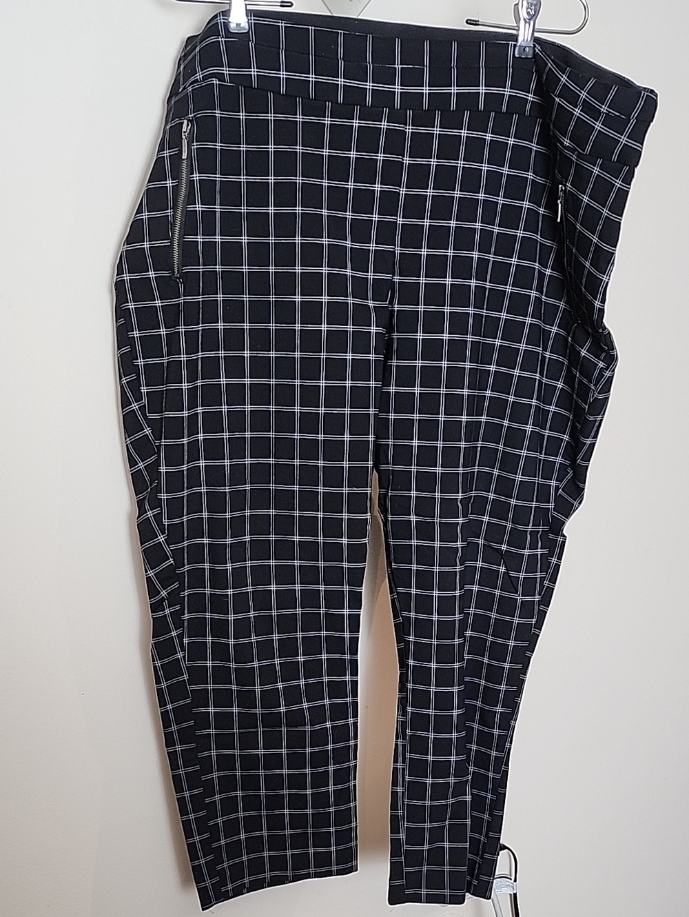 Maurices Black & White Plaid Stretch Dress Pants